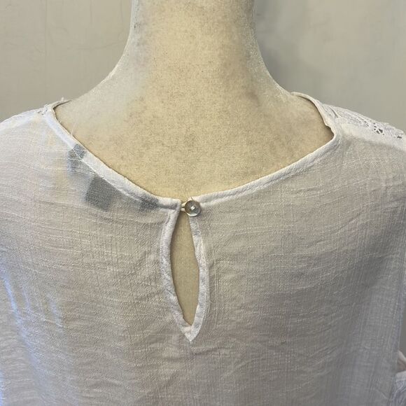 Zac & Rachel white sleeveless crocheted blouse Size XL EUC - Picture 2 of 10